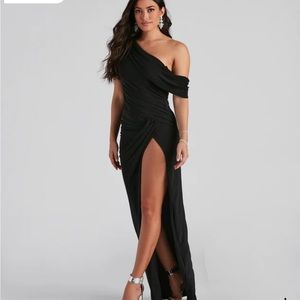 Black Off Shoulder Dress by Windsor. Never worn. Brand new. Size medium.